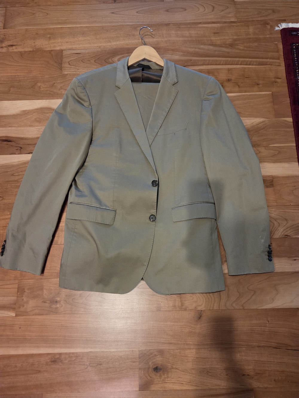Hugo Boss Tan Summer Suit and Trousers, Men's 42R Gently Used